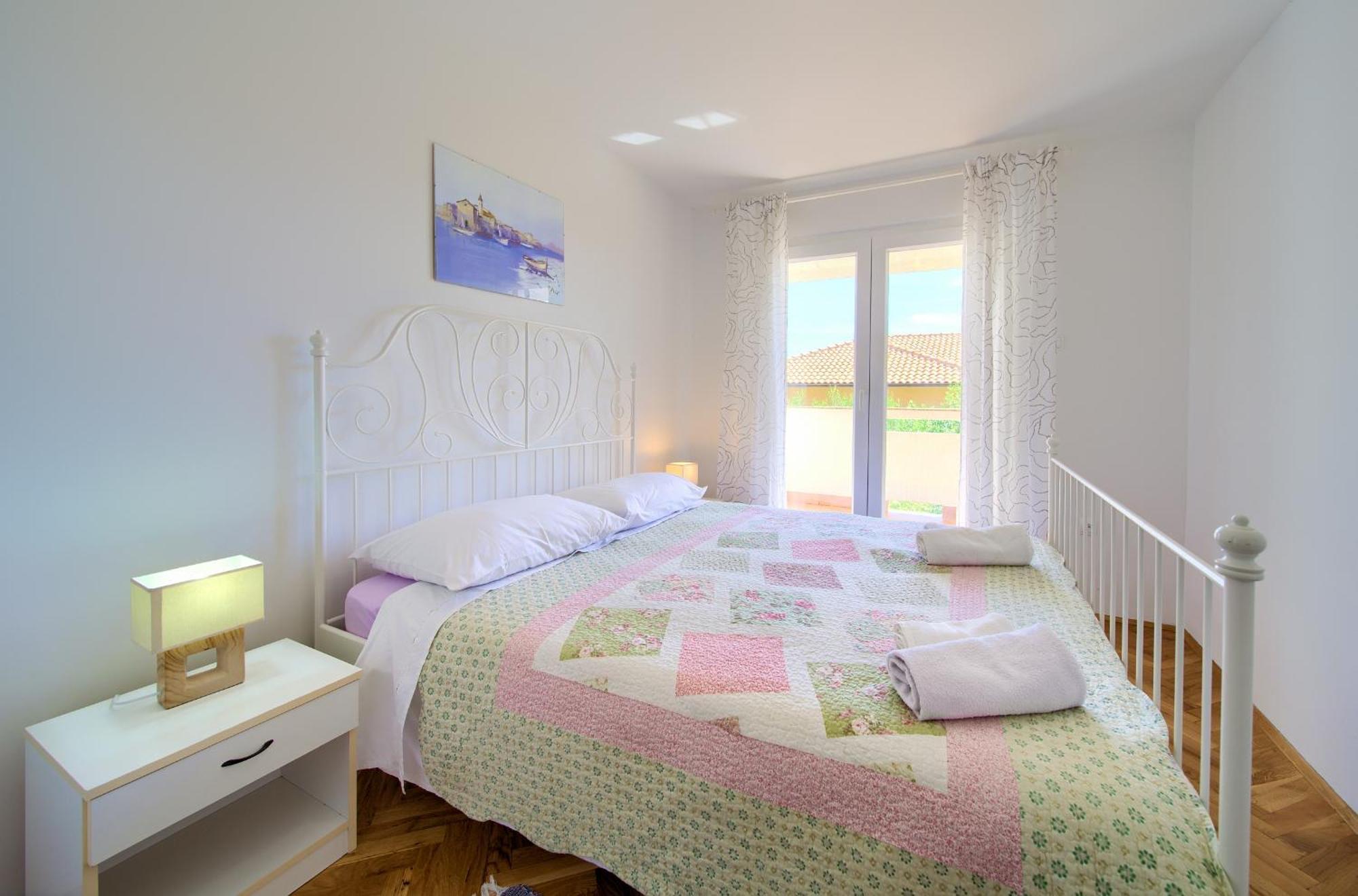 Apartments Rose Krk Town Exterior photo